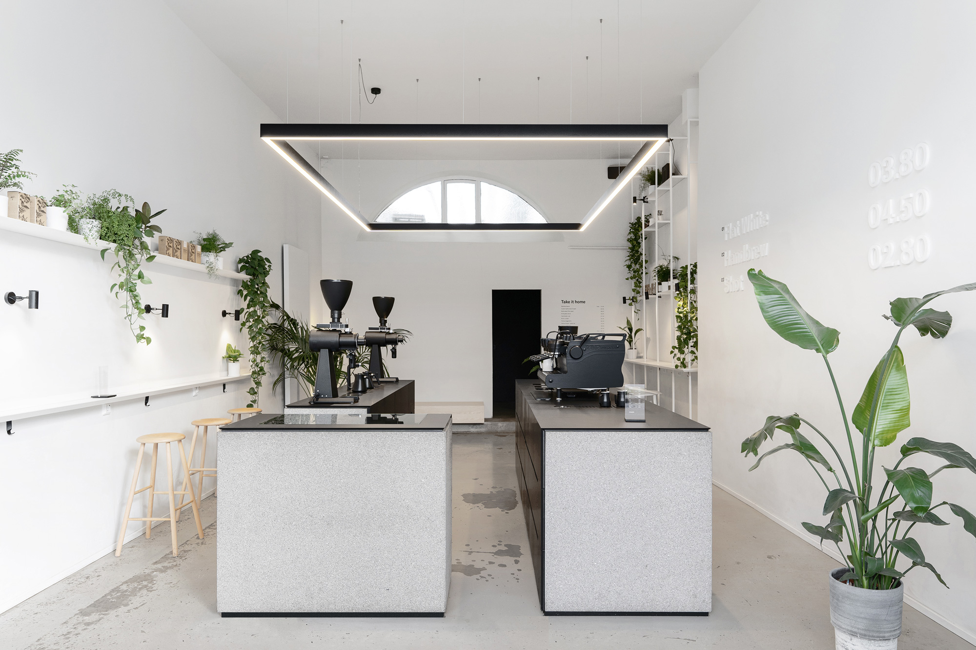 counter and wall shelf at Tornqvist Coffee Hamburg designed by AENY